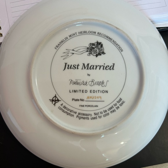 Franklin Mint Limited Edition Vintage Plate - “Just Married” - Picture 2 of 4